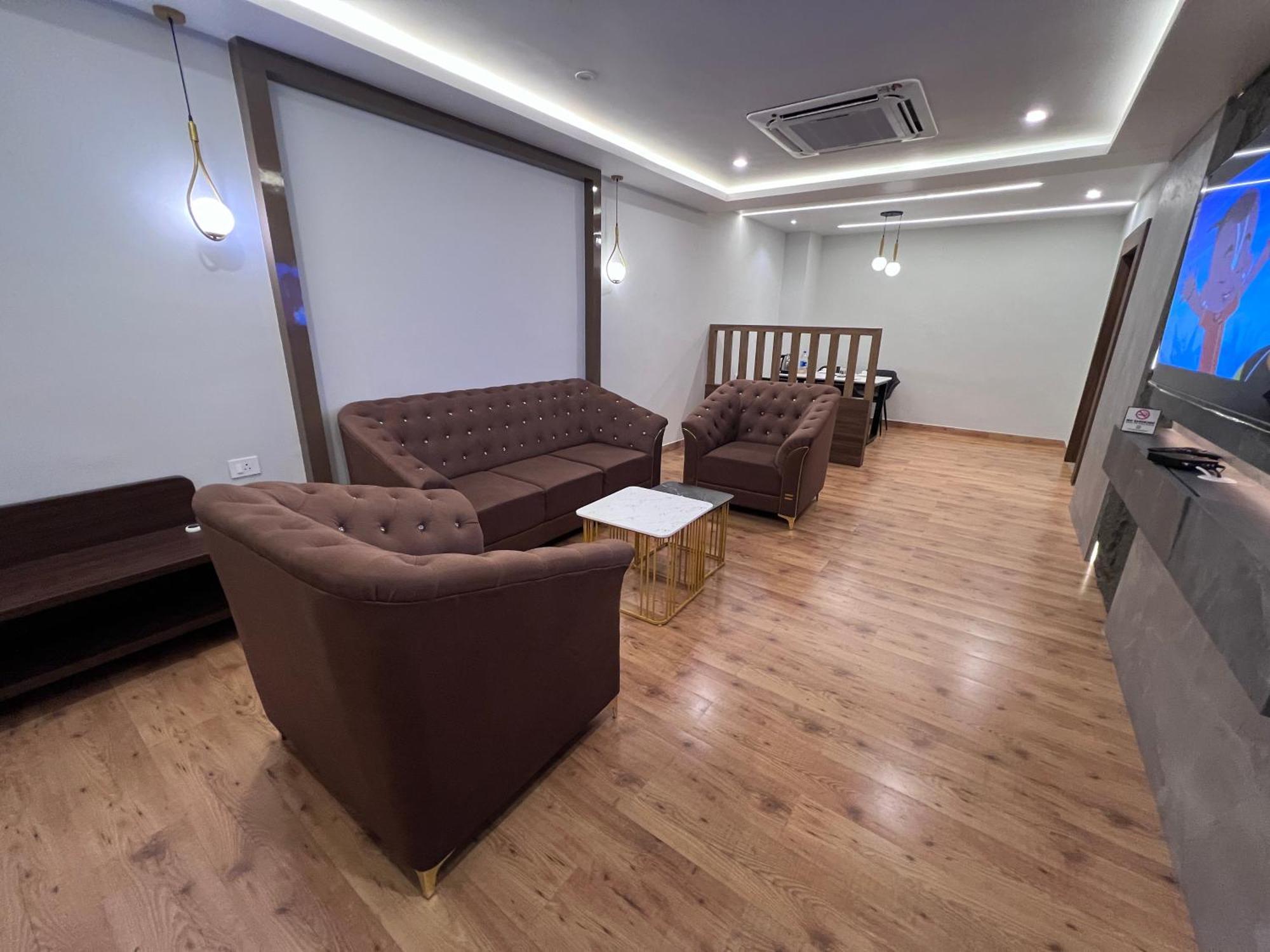 Silver Stone Park Resort, Kovilpatti מראה חיצוני תמונה