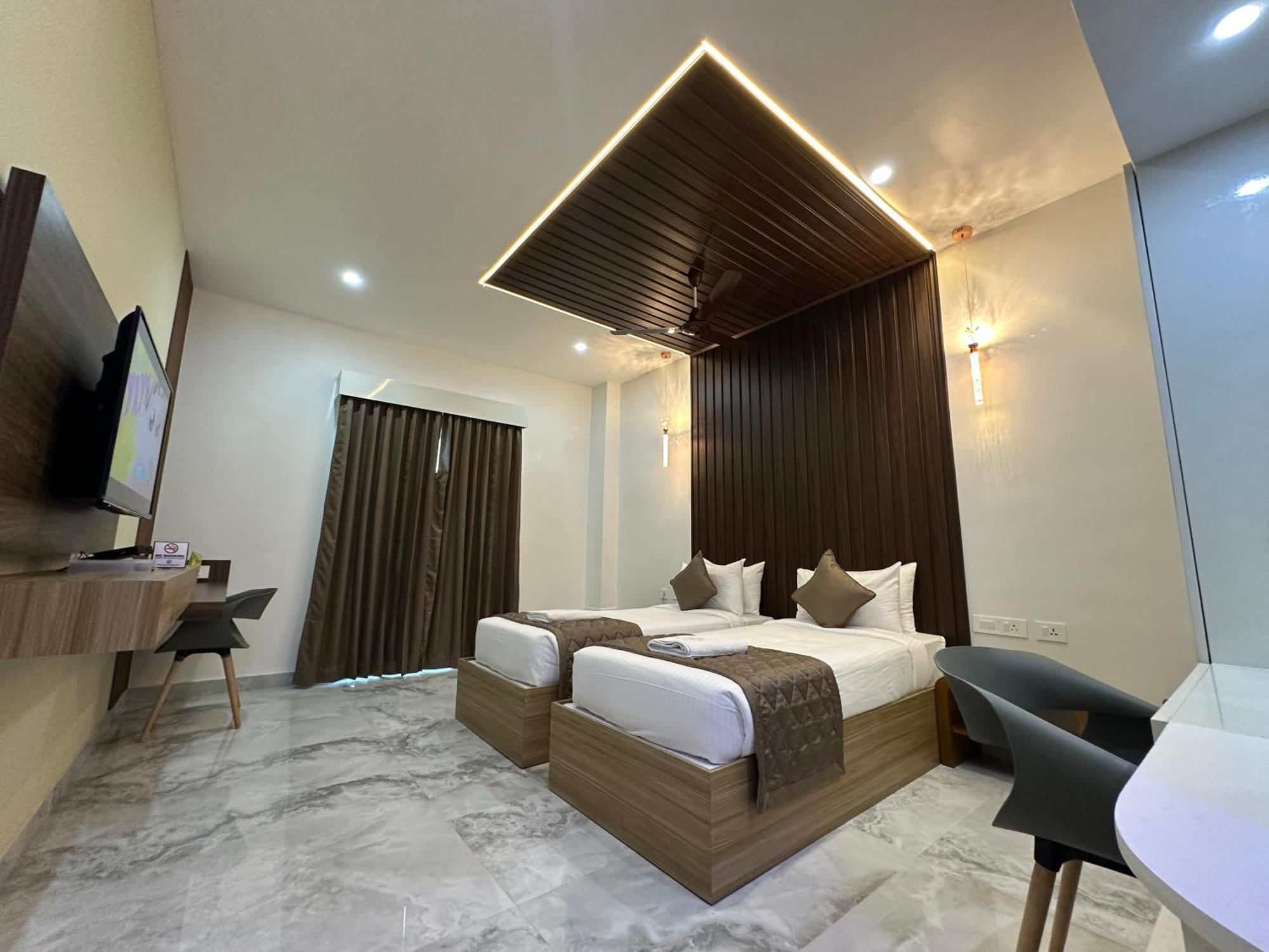 Silver Stone Park Resort, Kovilpatti מראה חיצוני תמונה