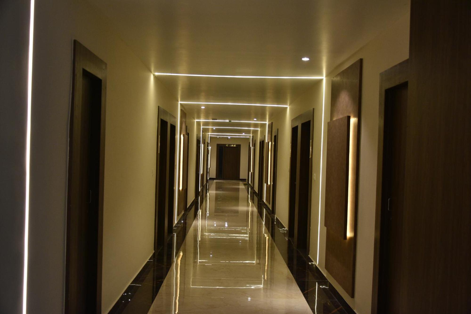 Silver Stone Park Resort, Kovilpatti מראה חיצוני תמונה
