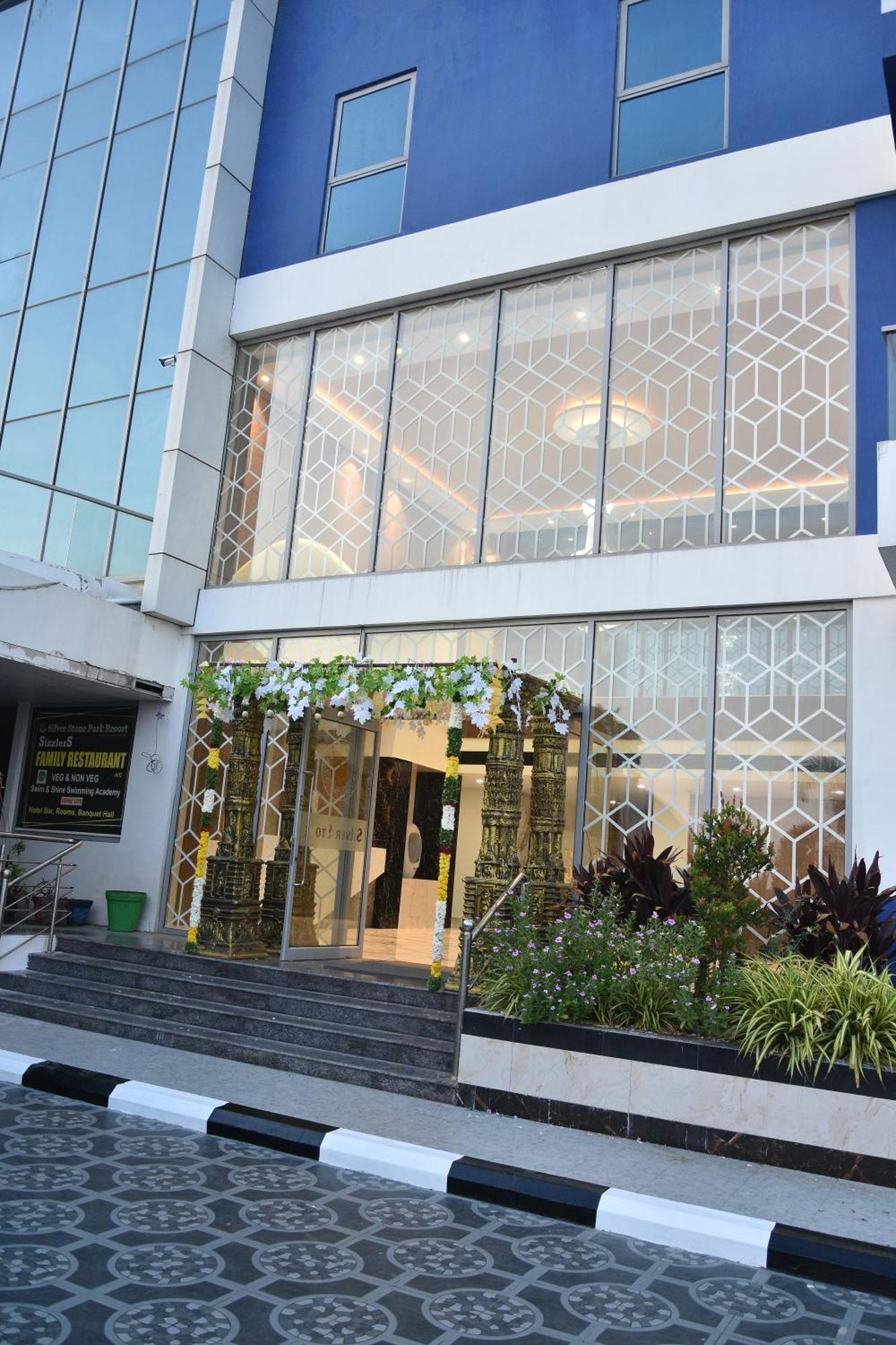 Silver Stone Park Resort, Kovilpatti מראה חיצוני תמונה