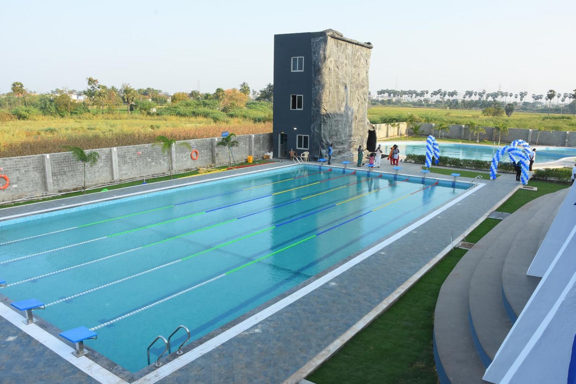 Silver Stone Park Resort, Kovilpatti מראה חיצוני תמונה